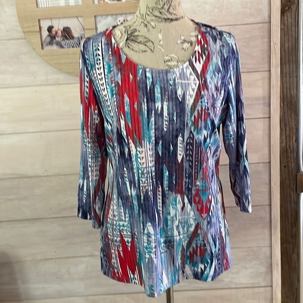 *tribal Red Blue Top L